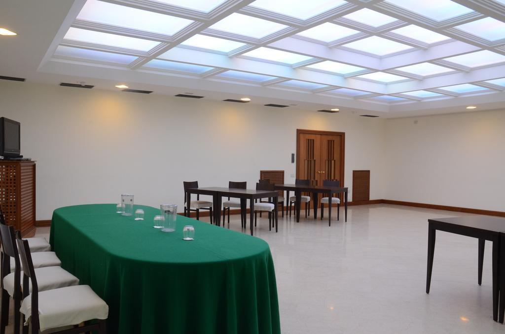 Hotel Bassetto Ферентино Екстериор снимка