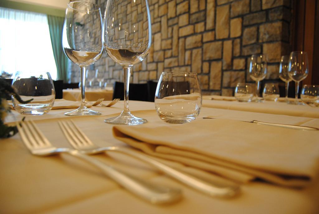 Hotel Bassetto Ферентино Екстериор снимка