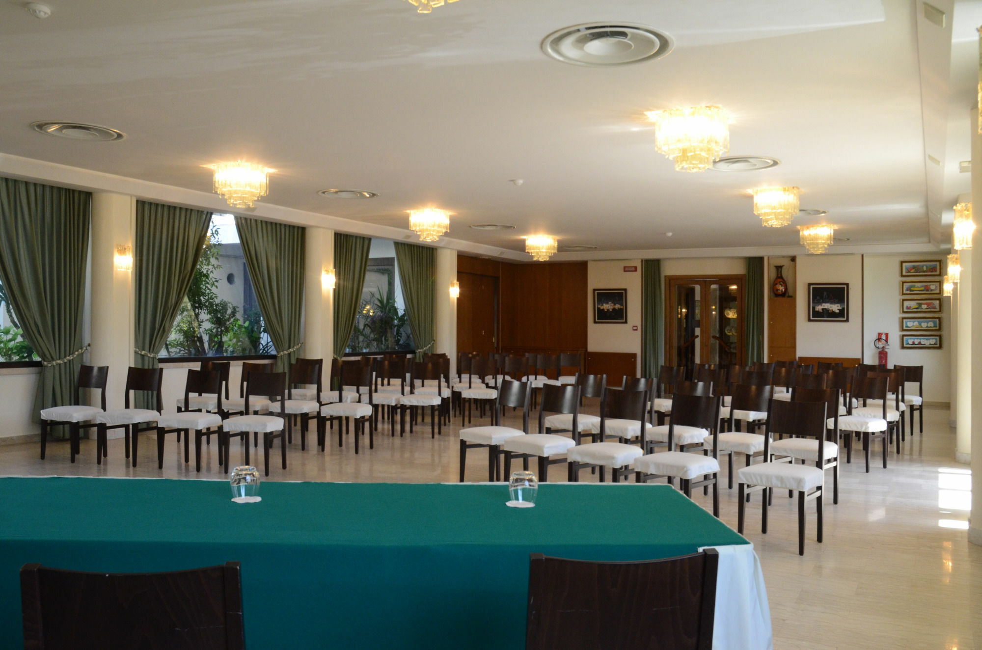 Hotel Bassetto Ферентино Екстериор снимка