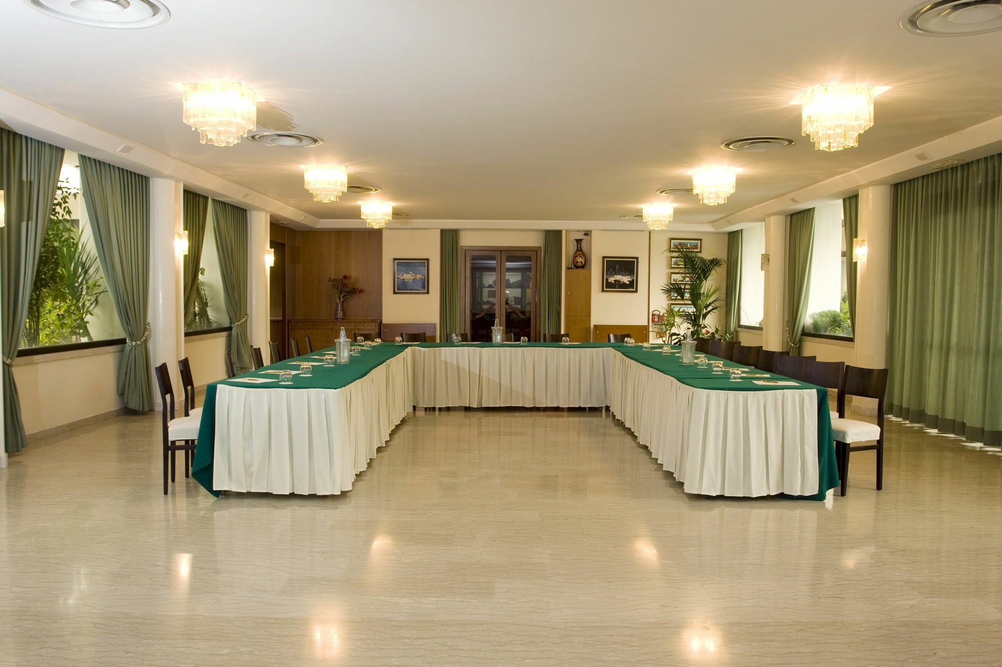 Hotel Bassetto Ферентино Екстериор снимка